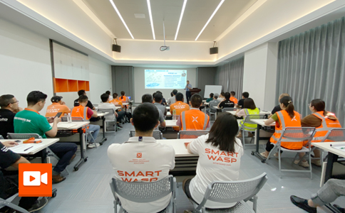 小黃蜂 | **精益生產咨詢師入駐：生產管理精益化升級，引領更高標準智造